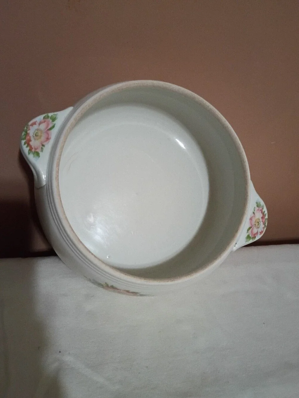 Vintage Hall's Superior Kitchenware Casserole dish.